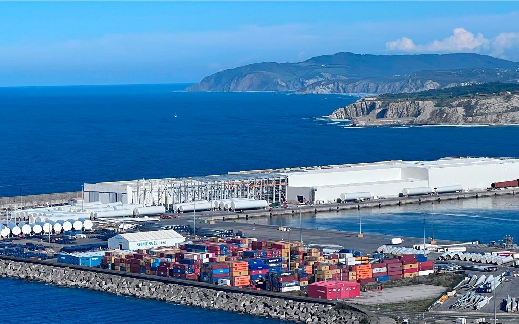 Proyecto-de-iluminacino-en-las-instalaciones-de-Haize-Wind,-en-Abanto-Zierbena